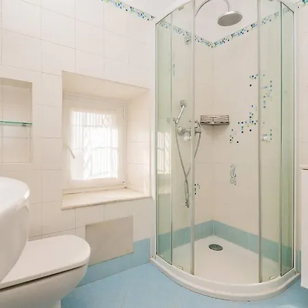 Charming 3 Bedroom In Historic City Center Castelo Apartmán *